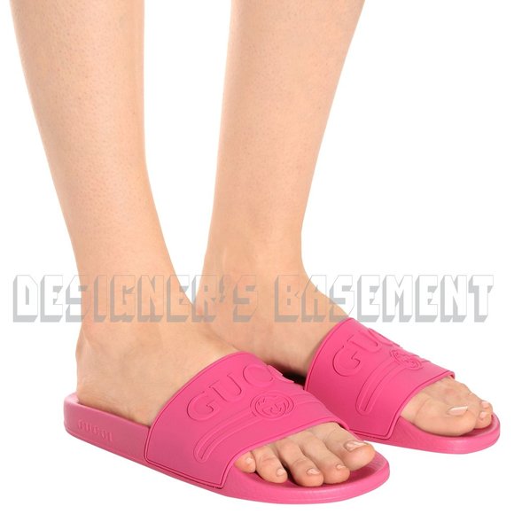 GUCCI pink rubber 38- 8US Logo PURSUIT Pool slides - Picture 8 of 8